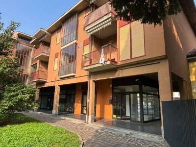 negozio in vendita a Trezzo sull'Adda