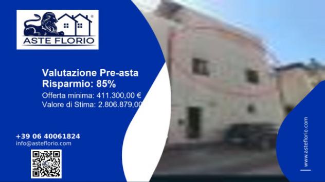 locale commerciale in vendita a Trezzo sull'Adda