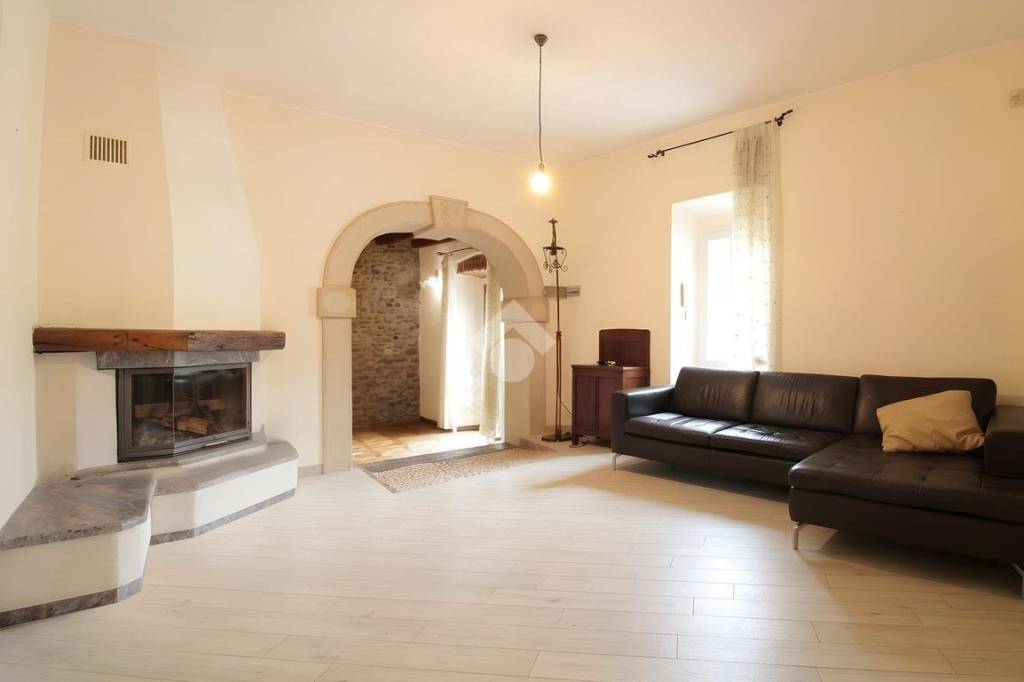 casa indipendente in vendita a Trezzo sull'Adda