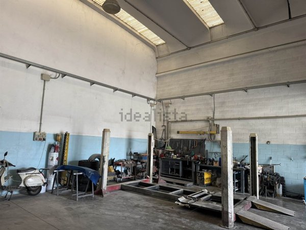 ufficio in vendita a Trezzo sull'Adda