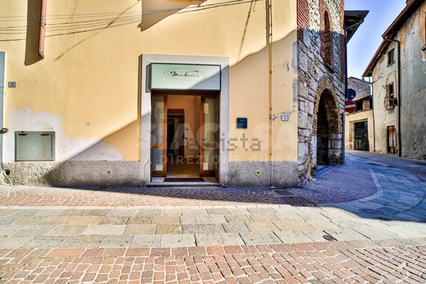 ufficio in vendita a Trezzo sull'Adda