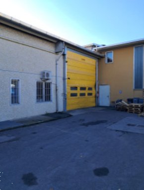 capannone in vendita a Trezzo sull'Adda