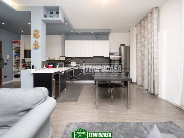 appartamento in vendita a Trezzo sull'Adda in zona Concesa