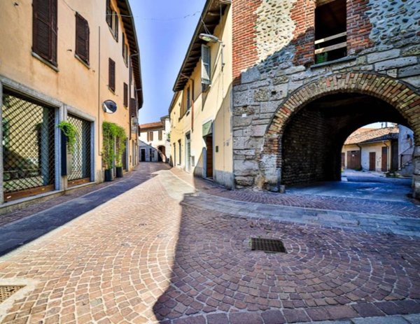 ufficio in vendita a Trezzo sull'Adda