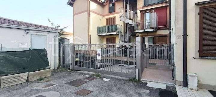 ufficio in vendita a Trezzo sull'Adda