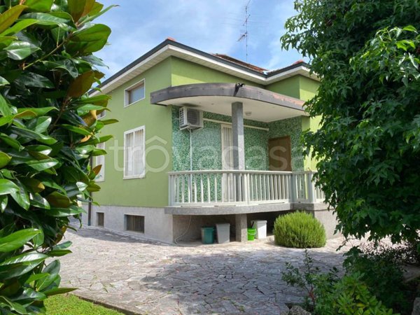 casa indipendente in vendita a Trezzo sull'Adda in zona Concesa