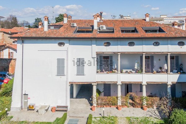 appartamento in vendita a Trezzo sull'Adda in zona Concesa