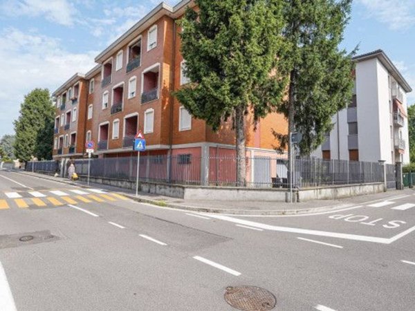 appartamento in vendita a Trezzo sull'Adda in zona Concesa