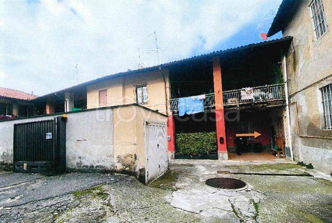 appartamento in vendita a Trezzo sull'Adda in zona Concesa