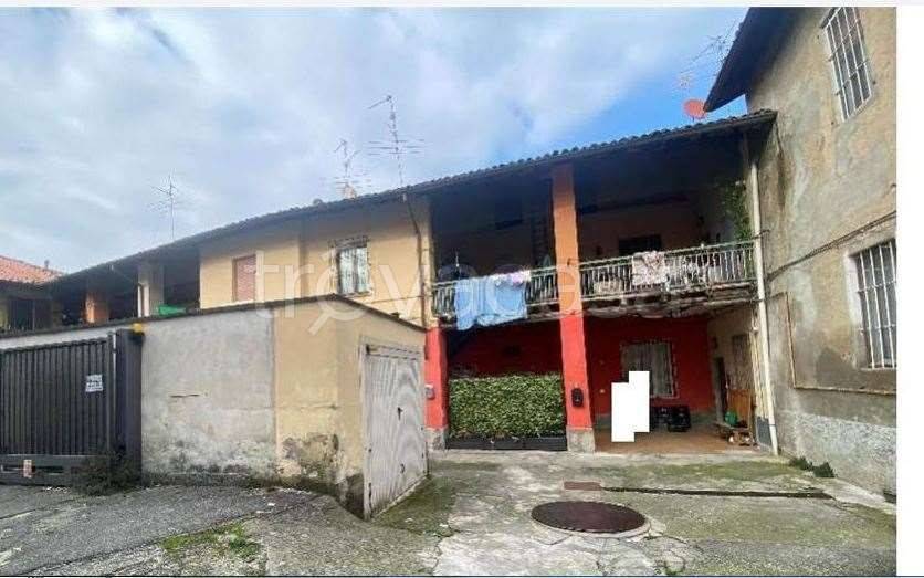 appartamento in vendita a Trezzo sull'Adda in zona Concesa