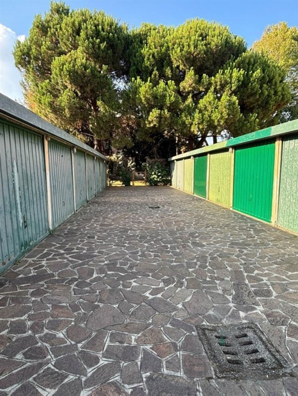 appartamento in vendita a Trezzo sull'Adda in zona Concesa