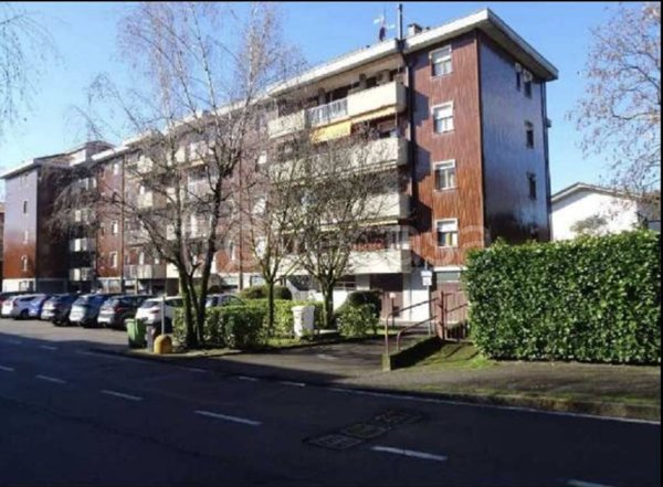 appartamento in vendita a Trezzo sull'Adda in zona Concesa