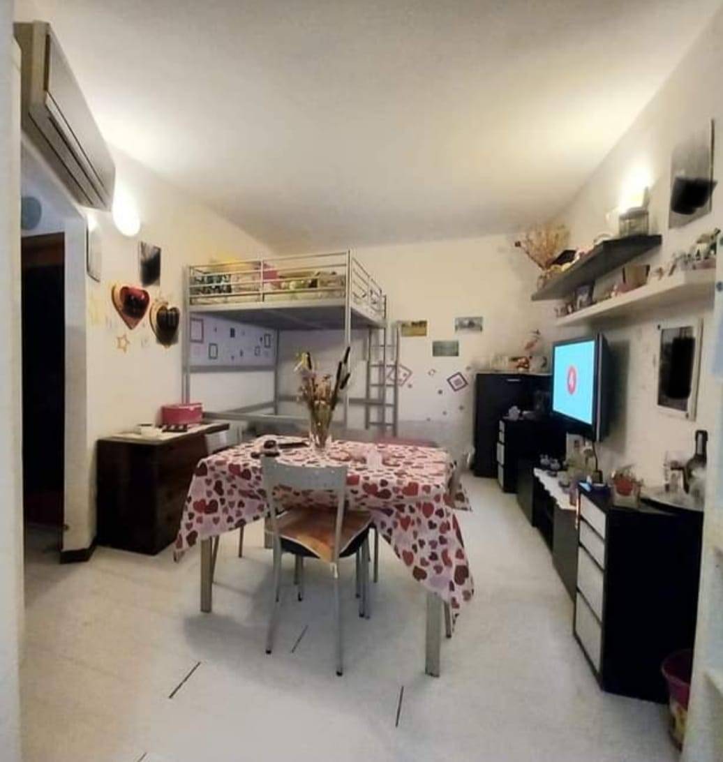 appartamento in vendita a Trezzo sull'Adda in zona Concesa