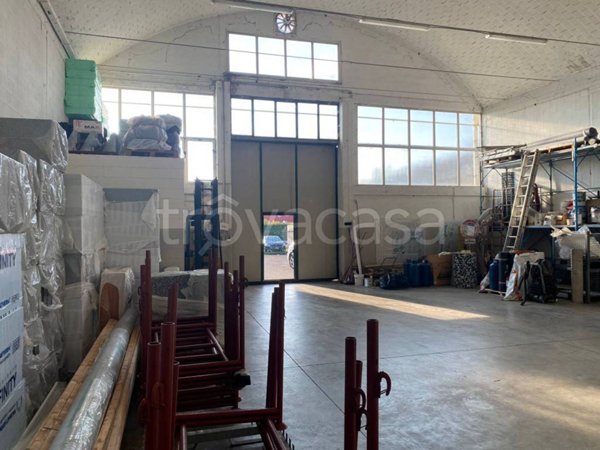 appartamento in vendita a Trezzo sull'Adda in zona Concesa