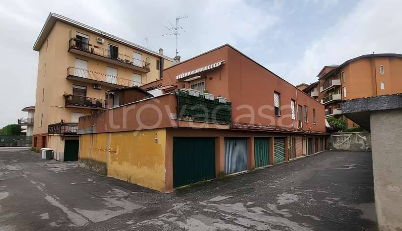 appartamento in vendita a Trezzo sull'Adda in zona Concesa