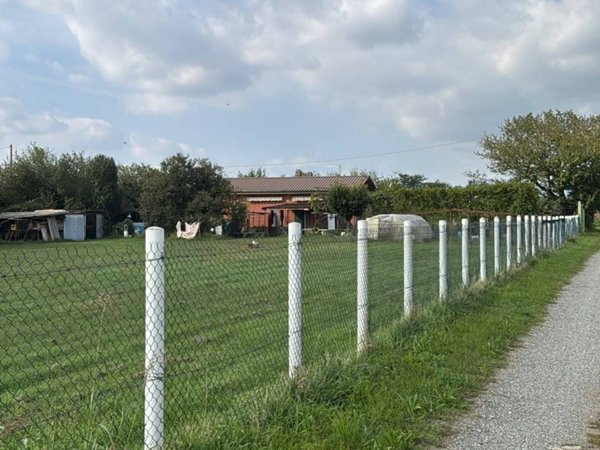 terreno in vendita a Trezzo sull'Adda in zona Concesa