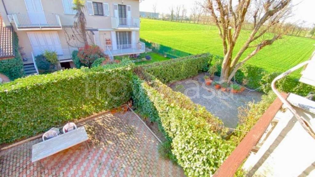 casa indipendente in vendita a Tribiano