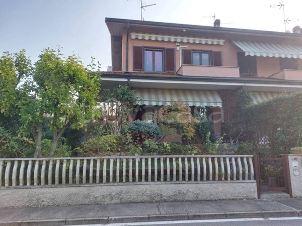 casa indipendente in vendita a Tribiano