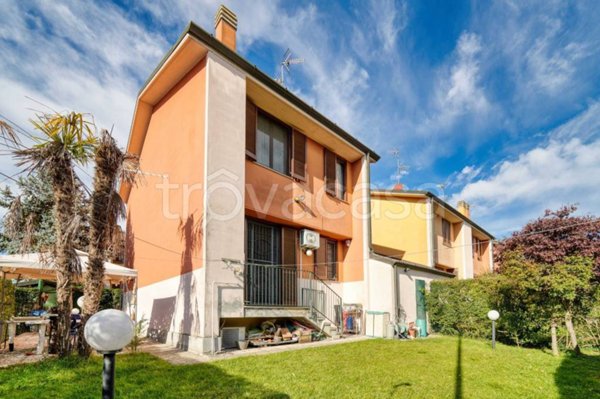 casa indipendente in vendita a Tribiano