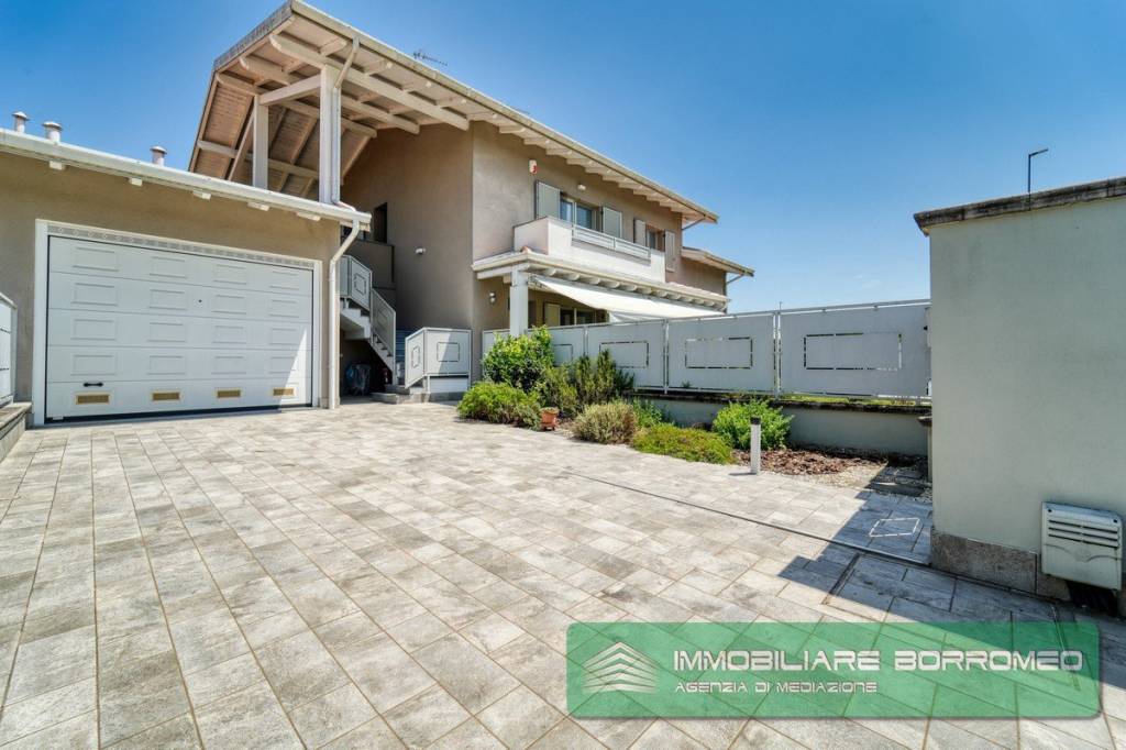 casa indipendente in vendita a Tribiano