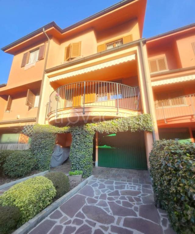 casa indipendente in vendita a Tribiano