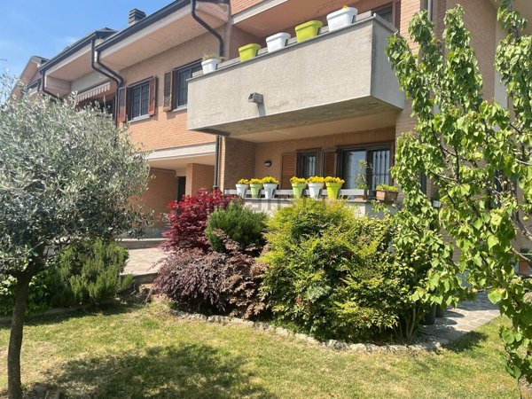 casa indipendente in vendita a Tribiano