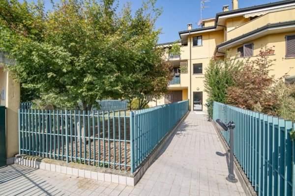 appartamento in vendita a Truccazzano in zona Albignano
