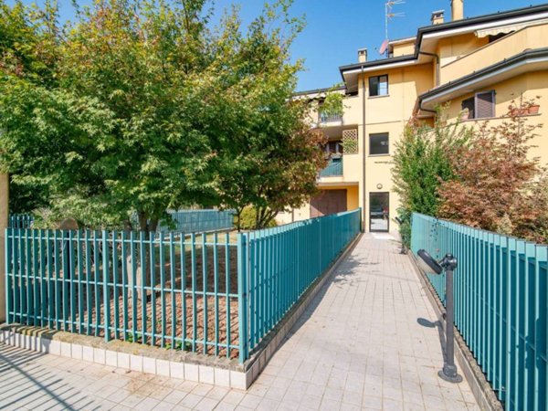 appartamento in vendita a Truccazzano in zona Albignano