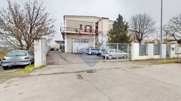 capannone in vendita a Truccazzano