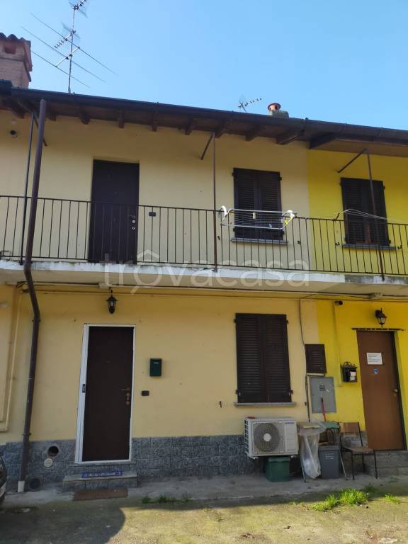 appartamento in vendita a Truccazzano in zona Cavaione