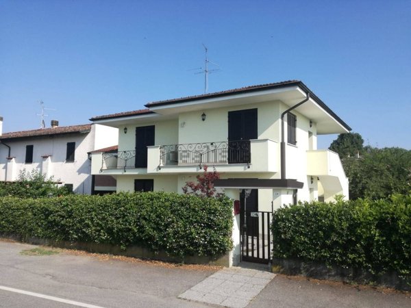 casa indipendente in vendita a Truccazzano