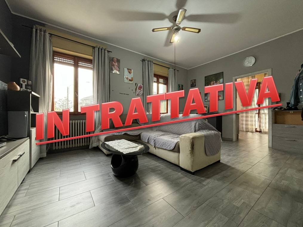 appartamento in vendita a Truccazzano in zona Corneliano Bertario