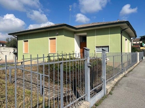 appartamento in vendita a Truccazzano