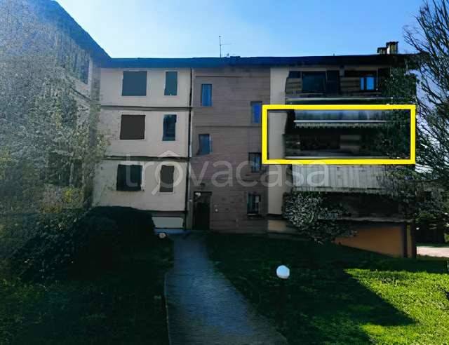appartamento in vendita a Truccazzano in zona Cavaione