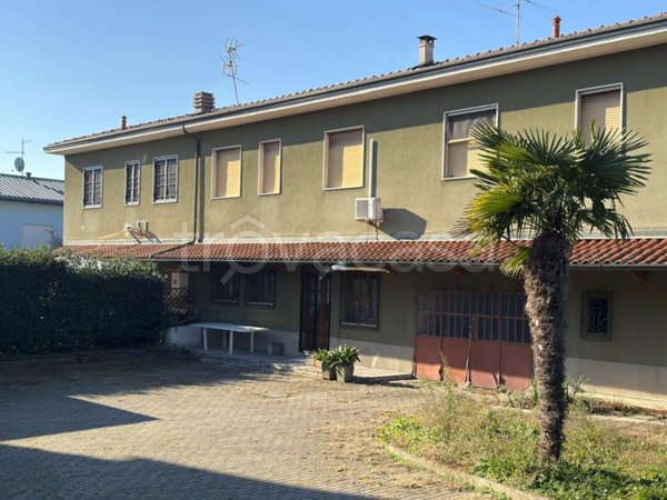 casa indipendente in vendita a Truccazzano