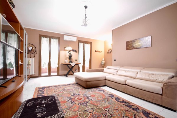 casa indipendente in vendita a Truccazzano in zona Albignano