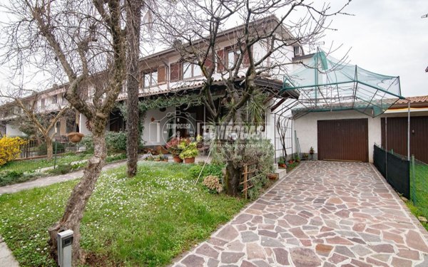 casa indipendente in vendita a Truccazzano