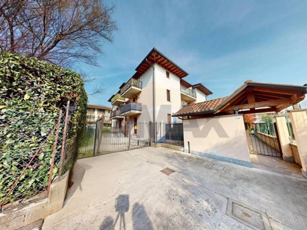 appartamento in vendita a Truccazzano in zona Albignano