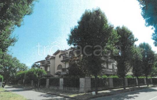 appartamento in vendita a Truccazzano in zona Corneliano Bertario
