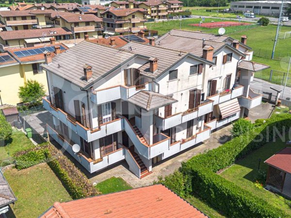 appartamento in vendita a Truccazzano in zona Albignano