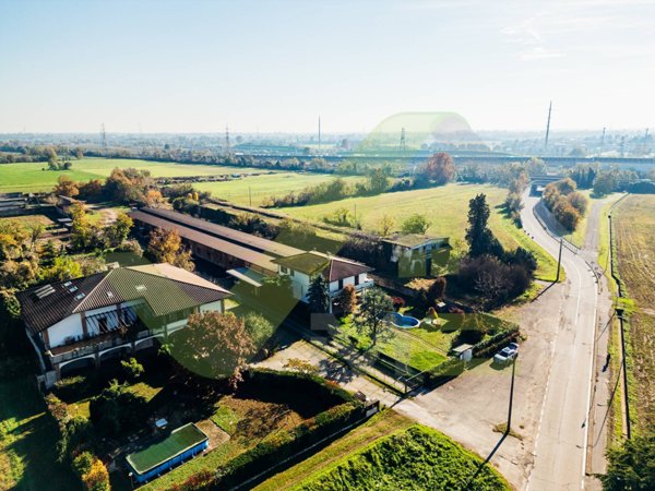 terreno edificabile in vendita a Truccazzano in zona Cavaione