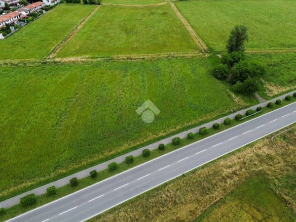 terreno edificabile in vendita a Truccazzano in zona Cavaione