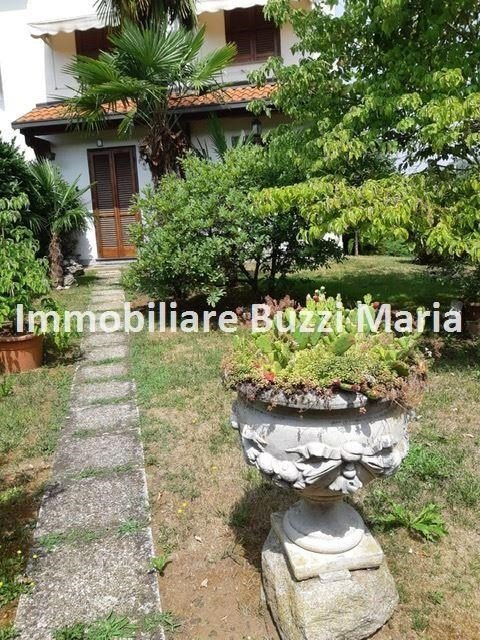 casa indipendente in vendita a Turbigo