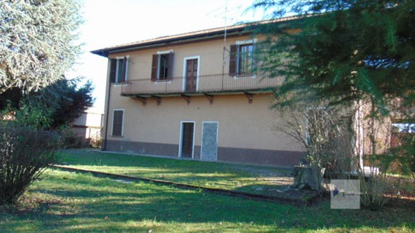 casa indipendente in vendita a Turbigo