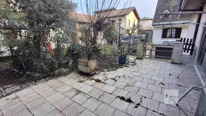 casa indipendente in vendita a Turbigo