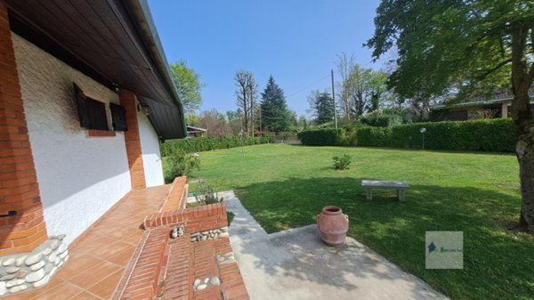casa indipendente in vendita a Turbigo