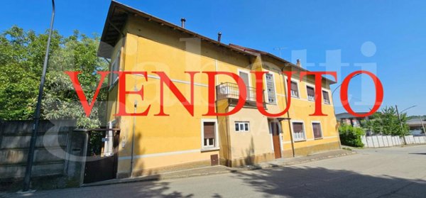 casa indipendente in vendita a Turbigo