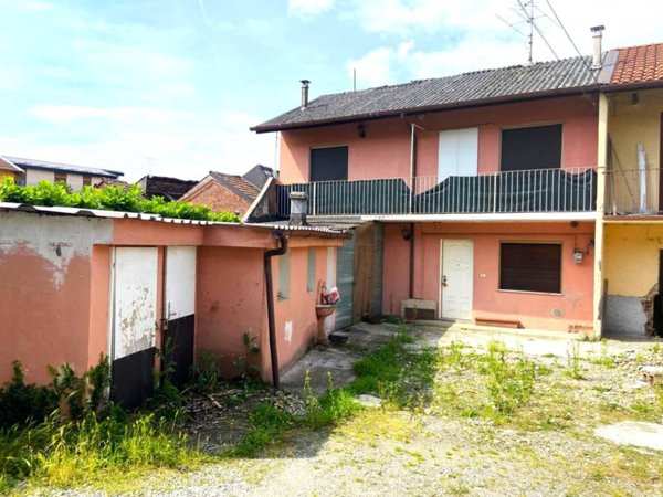 casa indipendente in vendita a Turbigo