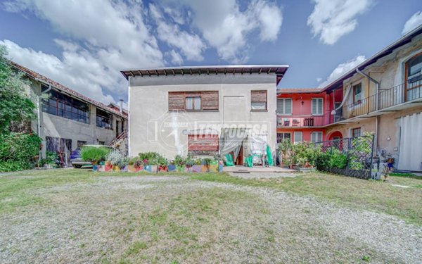 casa indipendente in vendita a Turbigo