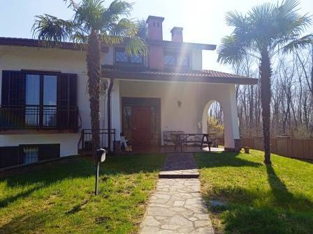 casa indipendente in vendita a Turbigo